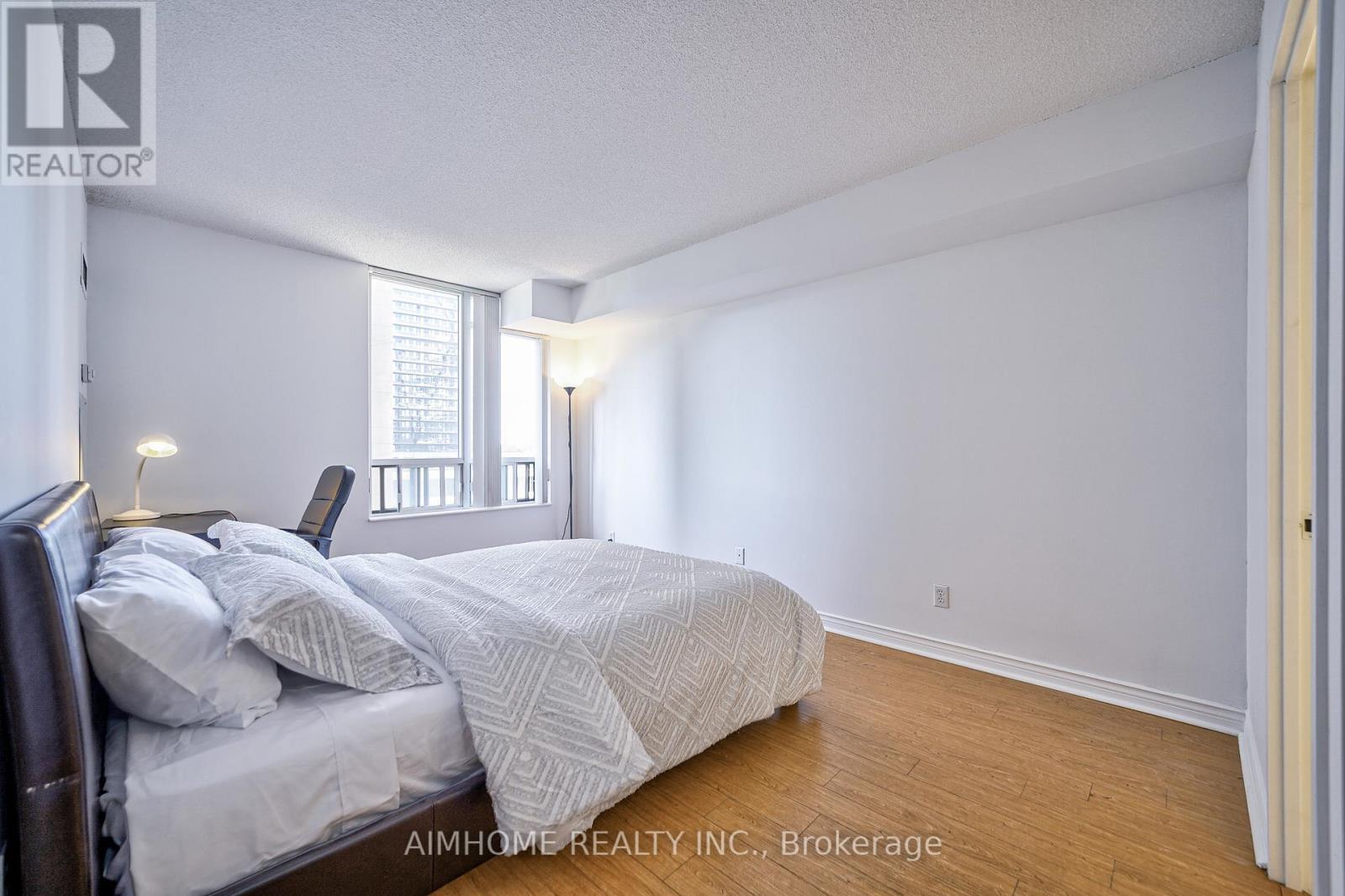 710 - 256 Doris Avenue, Toronto, Ontario  M2N 6X8 - Photo 27 - C12165842