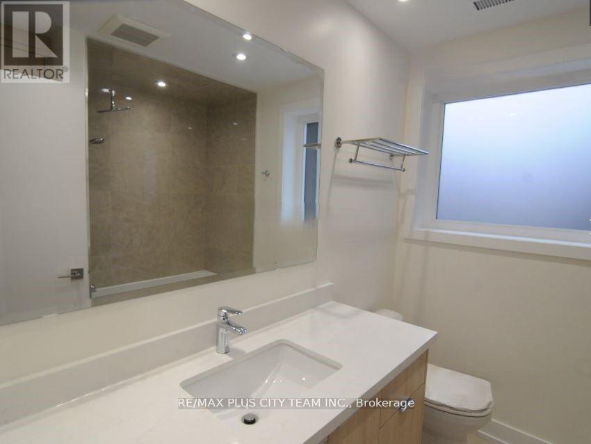 Main - 1049 College Street, Toronto, Ontario  M6H 1B1 - Photo 24 - C12165899