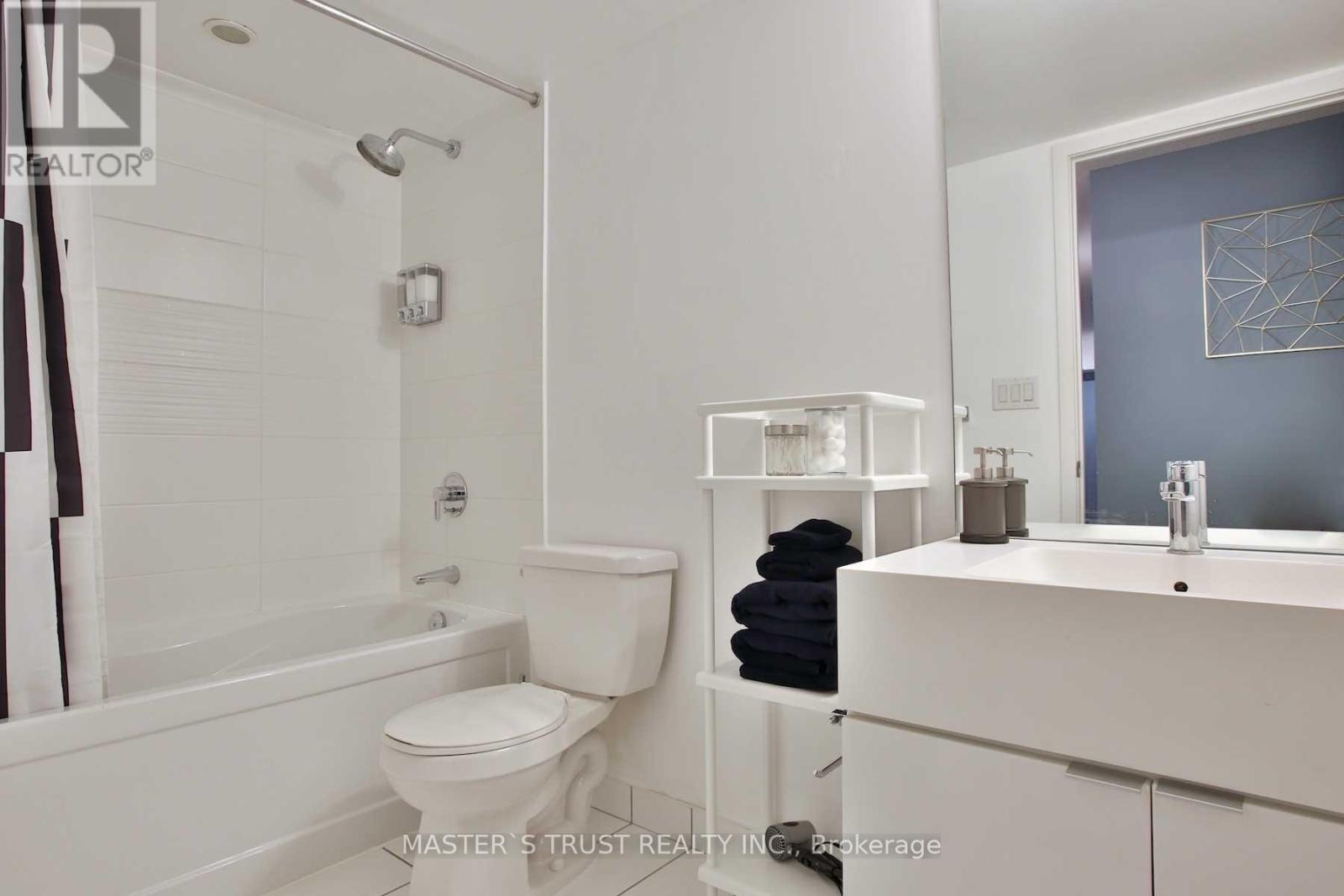 932 - 21 Iceboat Terrace, Toronto, Ontario  M5V 4A9 - Photo 12 - C12165912