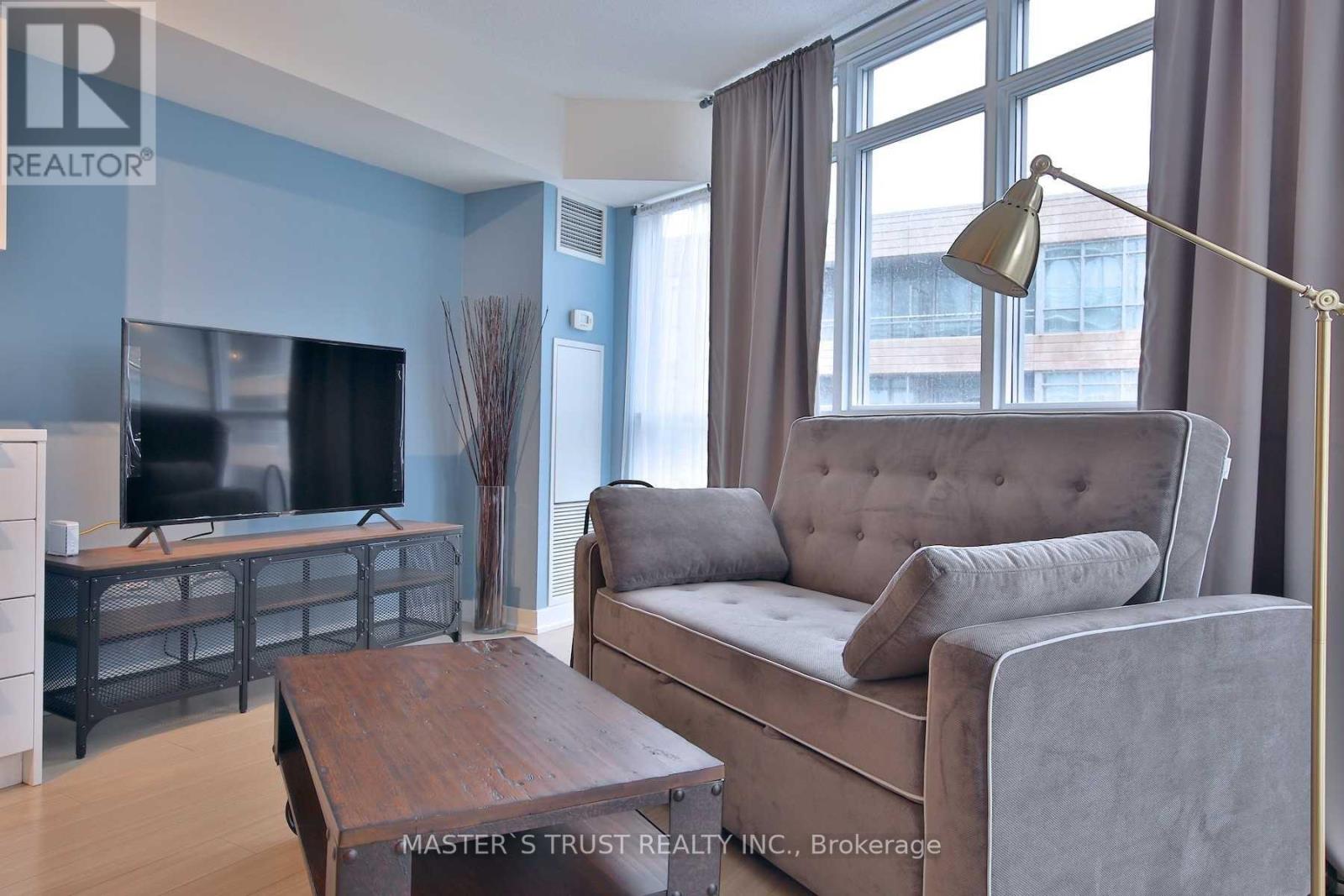 932 - 21 Iceboat Terrace, Toronto, Ontario  M5V 4A9 - Photo 7 - C12165912