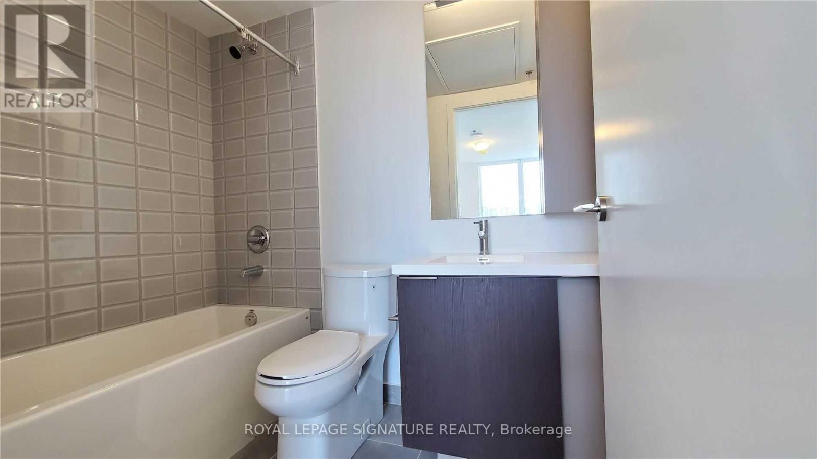 1108 - 203 College Street, Toronto, Ontario  M5T 1P9 - Photo 8 - C12165927