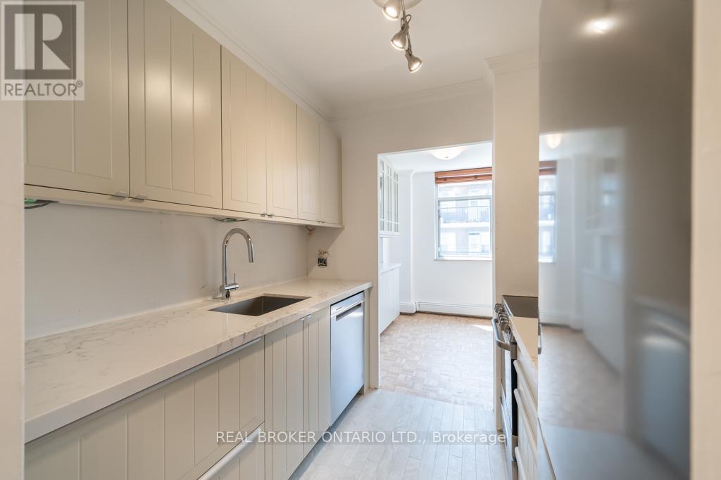 403 - 335 Lonsdale Road, Toronto, Ontario  M5P 1R4 - Photo 6 - C12165929