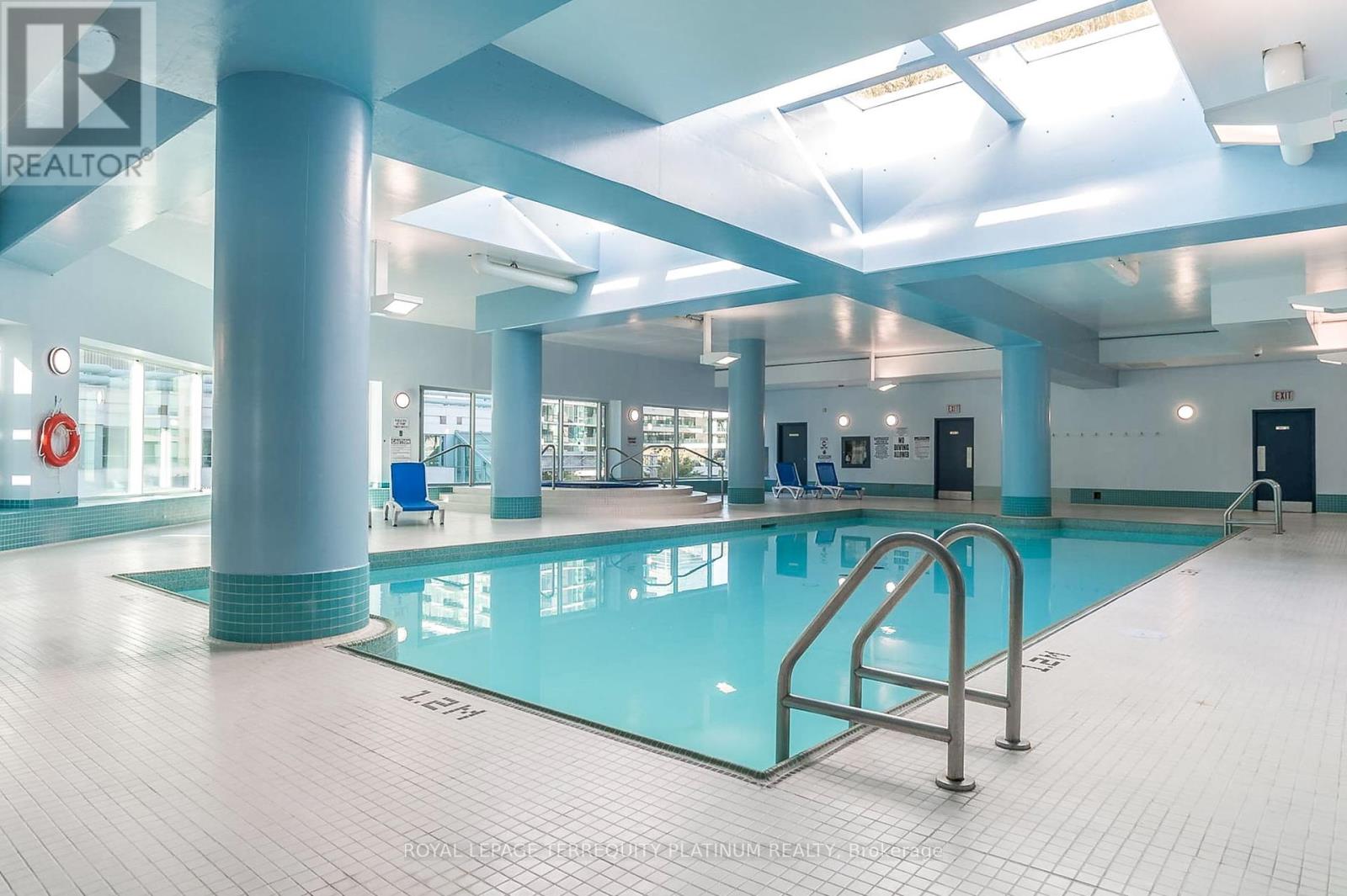 Ph6 - 10 Yonge Street, Toronto (Waterfront Communities), Ontario  M5E 1R4 - Photo 19 - C12165956