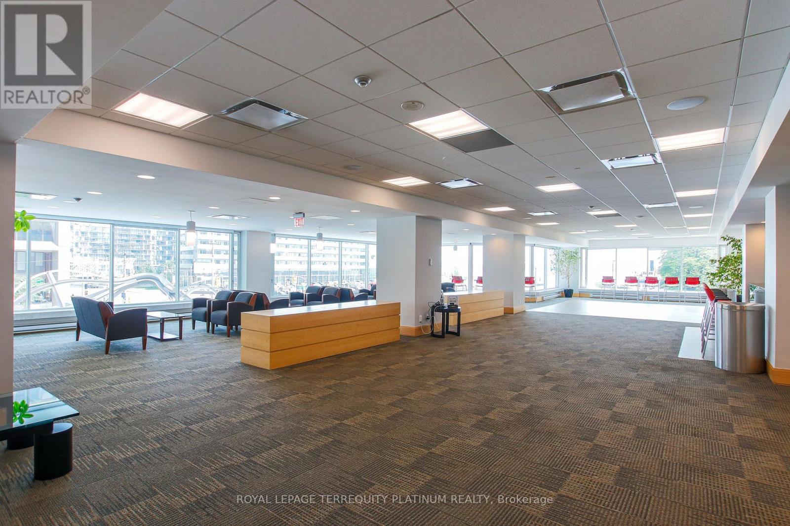 Ph6 - 10 Yonge Street, Toronto (Waterfront Communities), Ontario  M5E 1R4 - Photo 28 - C12165956