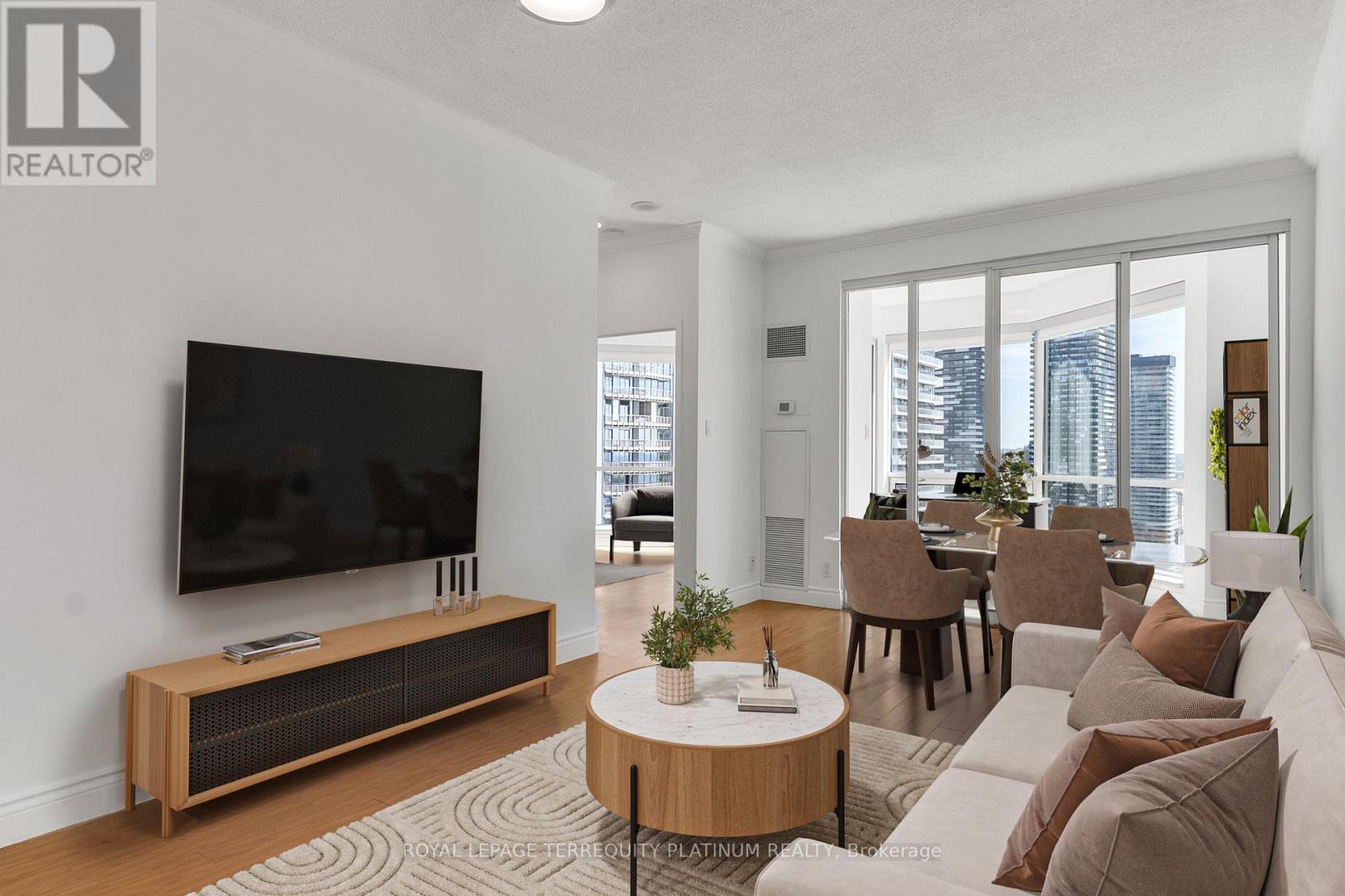 Ph6 - 10 Yonge Street, Toronto, Ontario  M5E 1R4 - Photo 5 - C12165956