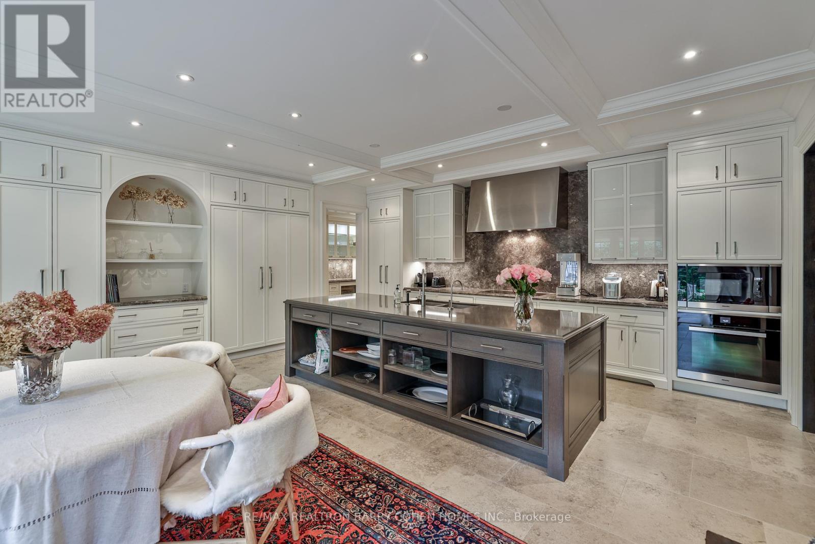 30 Whitney Avenue, Toronto, Ontario  M4W 2A8 - Photo 11 - C12166017