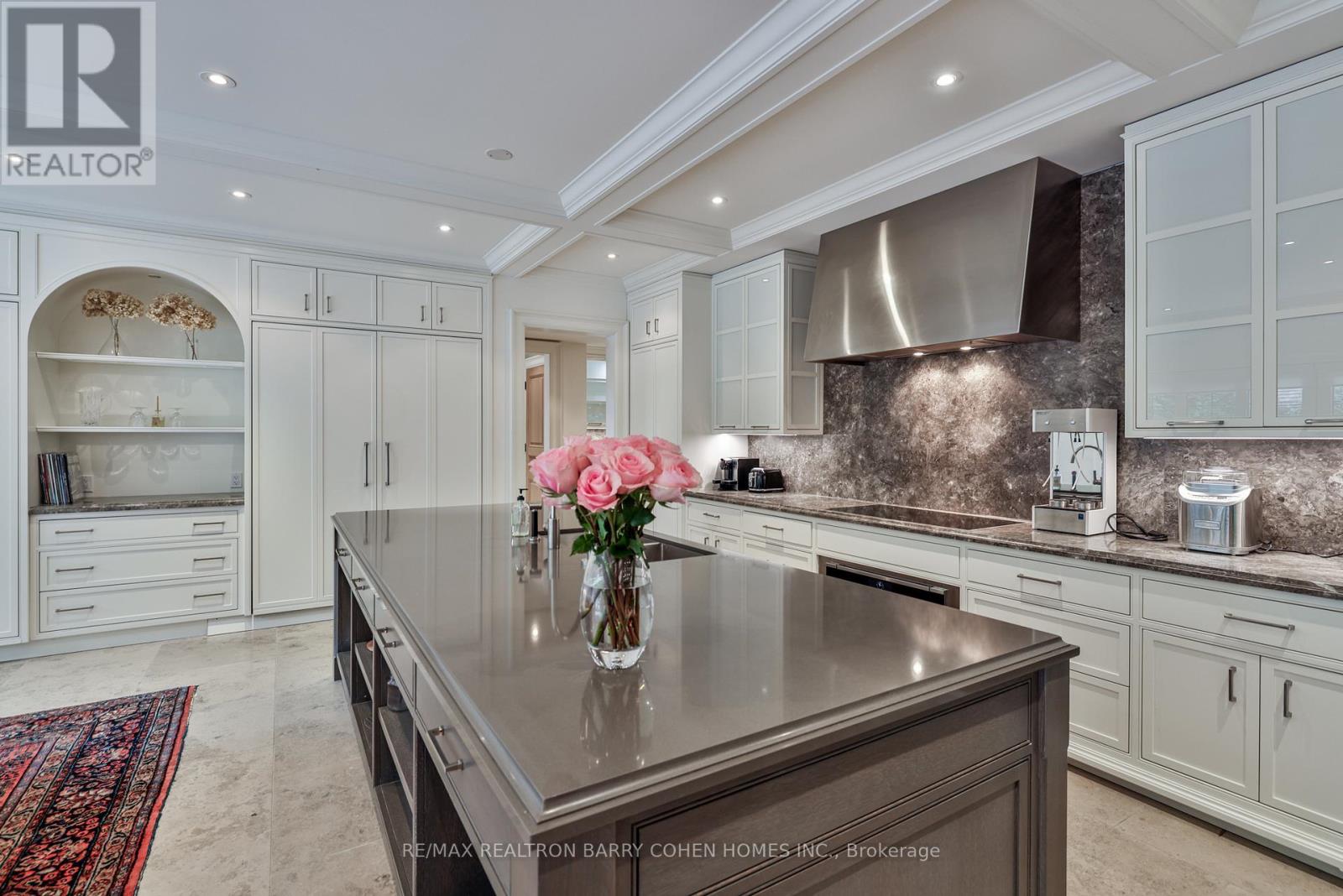 30 Whitney Avenue, Toronto, Ontario  M4W 2A8 - Photo 13 - C12166017
