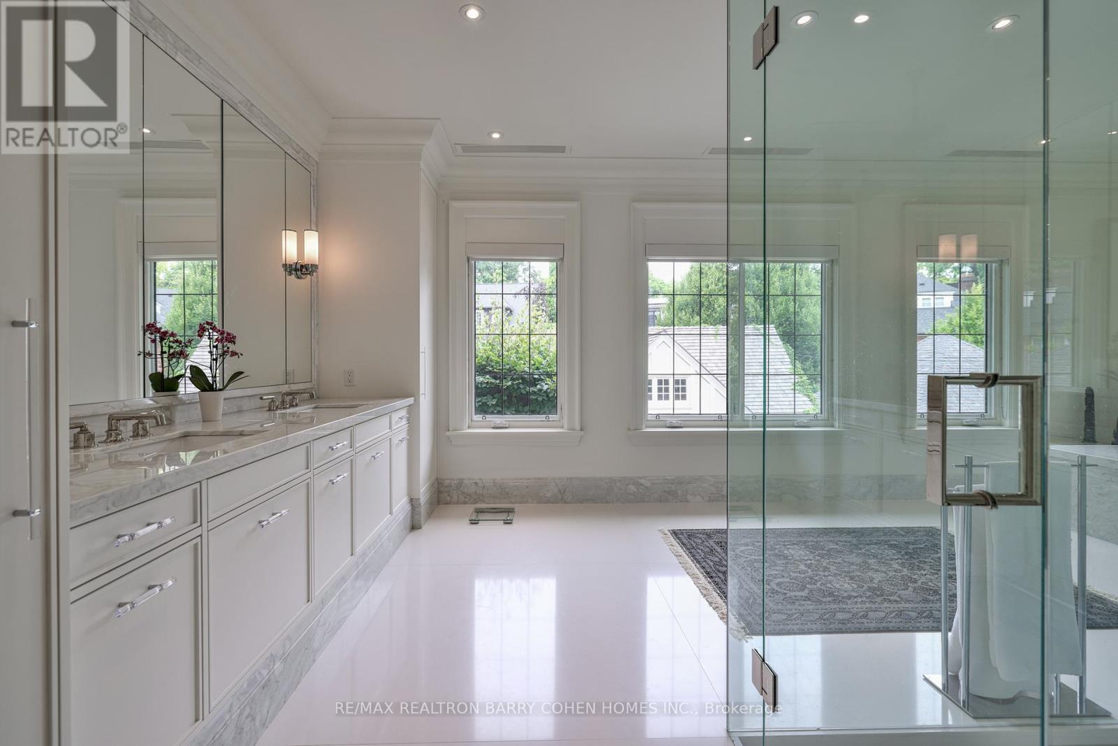30 Whitney Avenue, Toronto, Ontario  M4W 2A8 - Photo 22 - C12166017