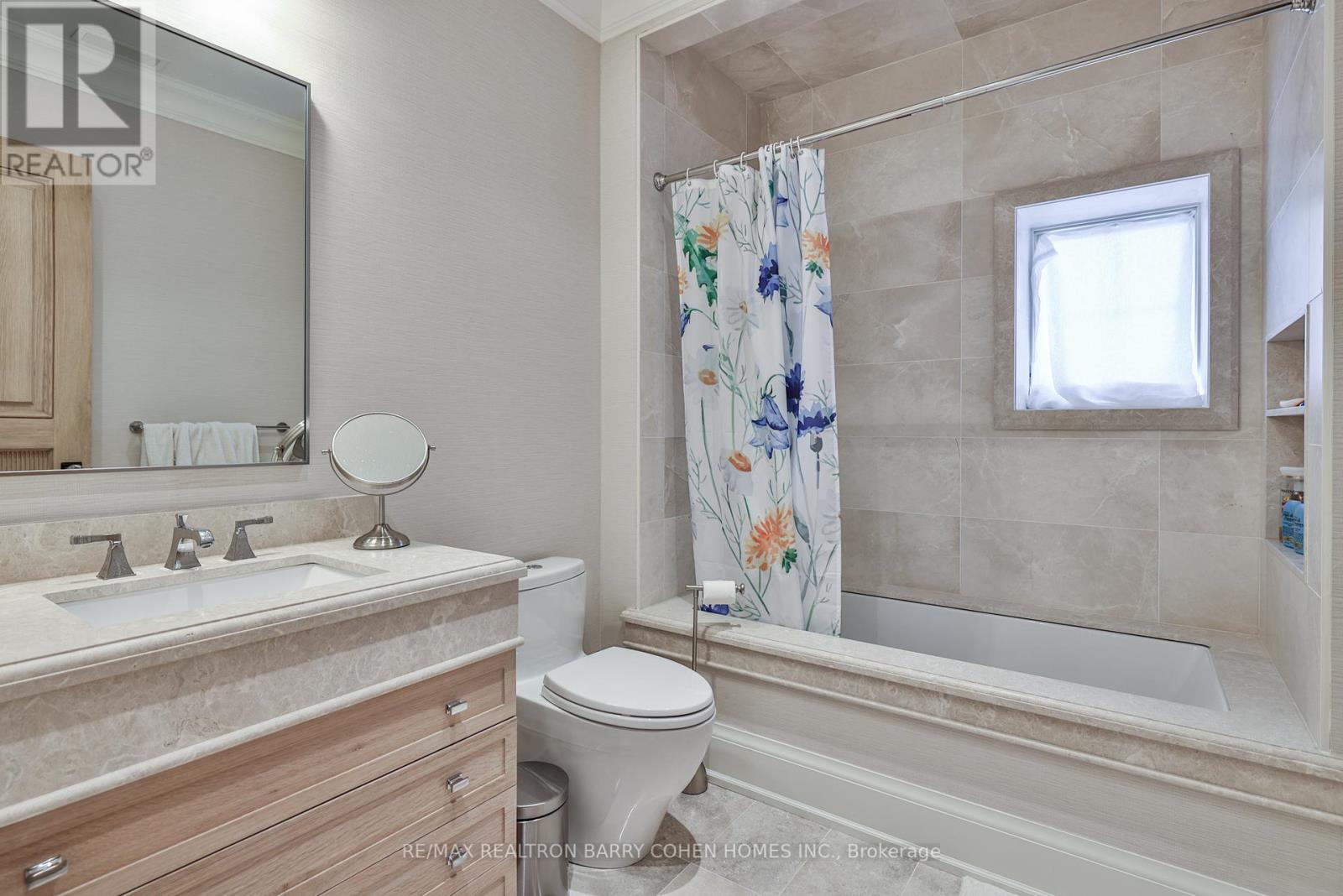 30 Whitney Avenue, Toronto, Ontario  M4W 2A8 - Photo 28 - C12166017