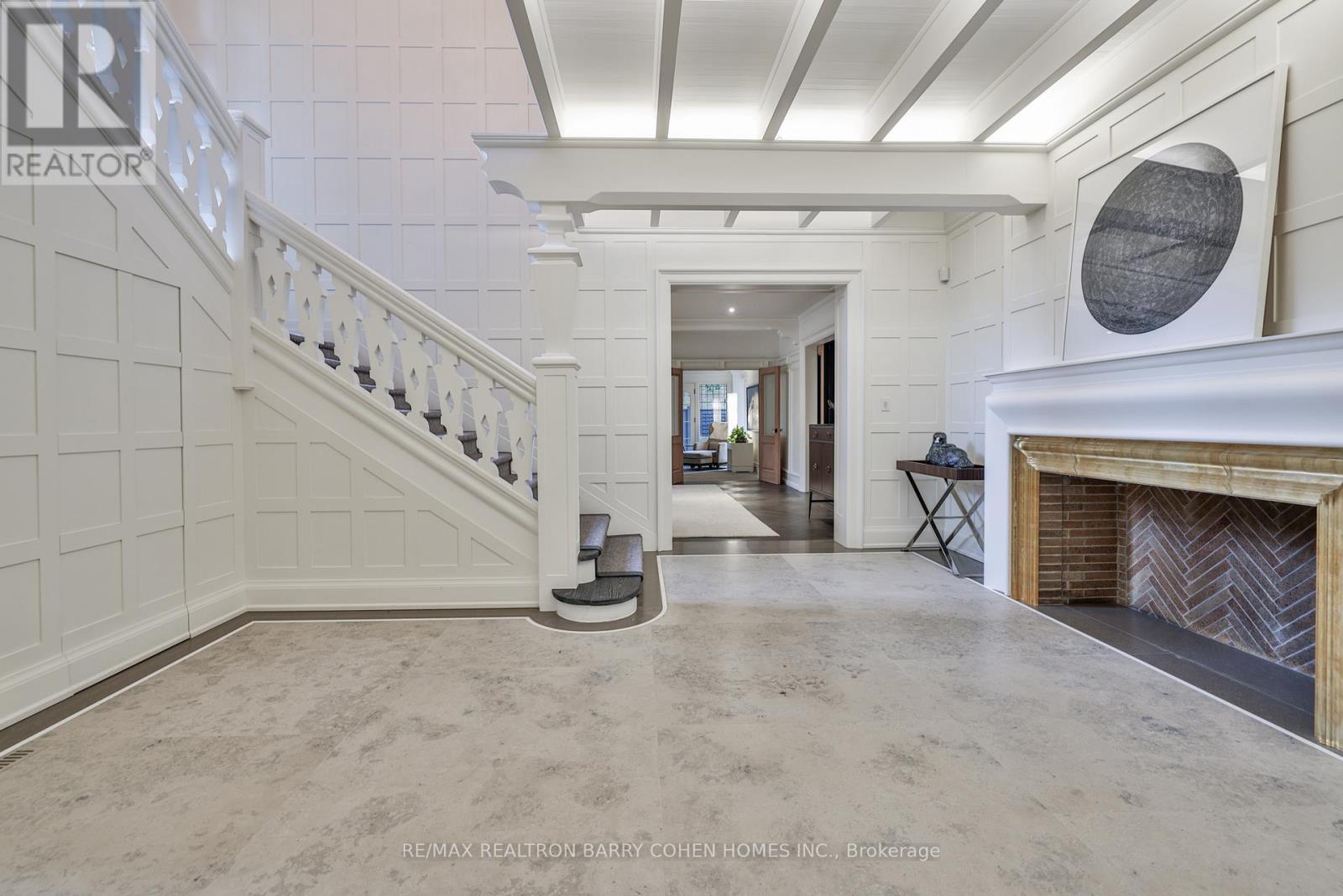30 Whitney Avenue, Toronto, Ontario  M4W 2A8 - Photo 4 - C12166017