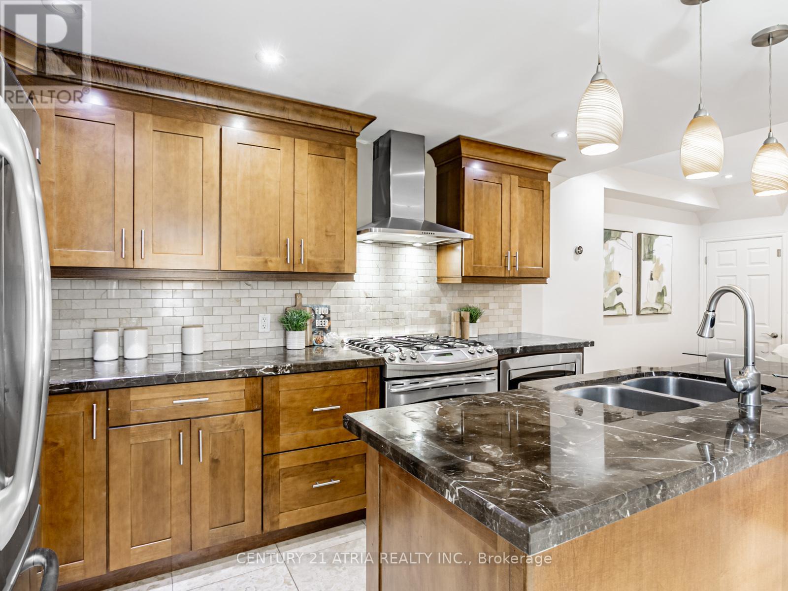117 Aldwych Avenue, Toronto, Ontario  M4J 1X7 - Photo 10 - E12165943