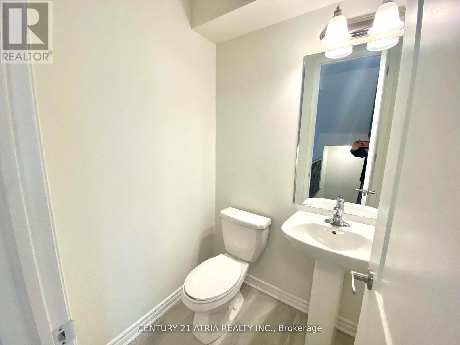 3340 Thunderbird Promenade, Pickering, Ontario  L1X 0N1 - Photo 15 - E12166050
