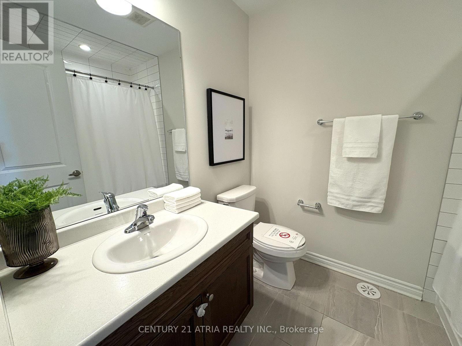 3340 Thunderbird Promenade, Pickering, Ontario  L1X 0N1 - Photo 4 - E12166050