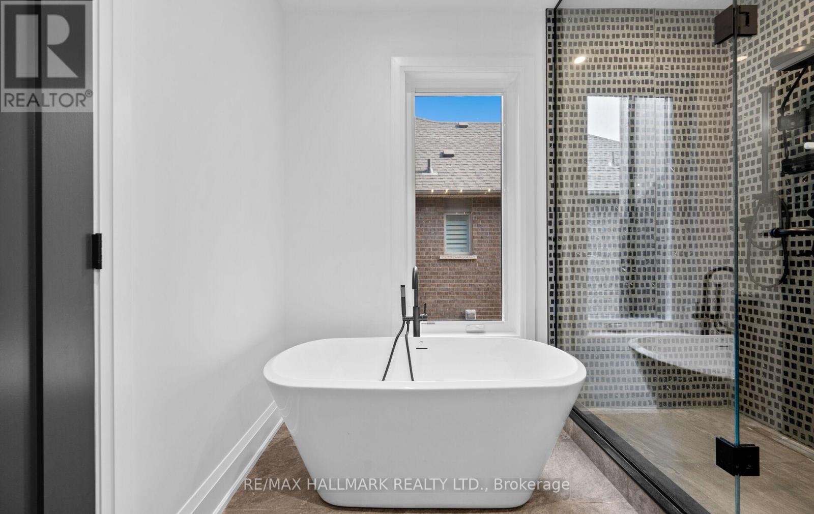 119 Pointon Street, Aurora, Ontario  L4G 0G6 - Photo 29 - N12165706