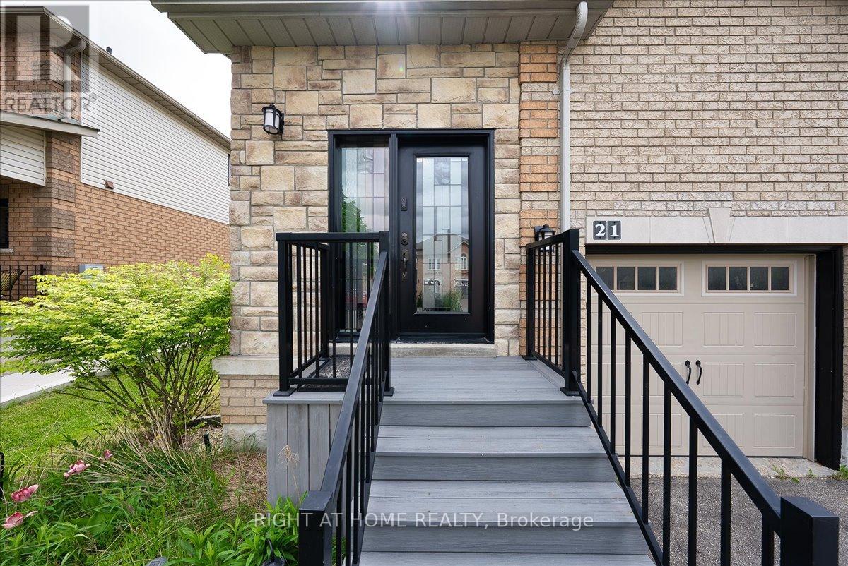 21 Breeze Drive, Bradford West Gwillimbury, Ontario  L3Z 3A6 - Photo 6 - N12165776