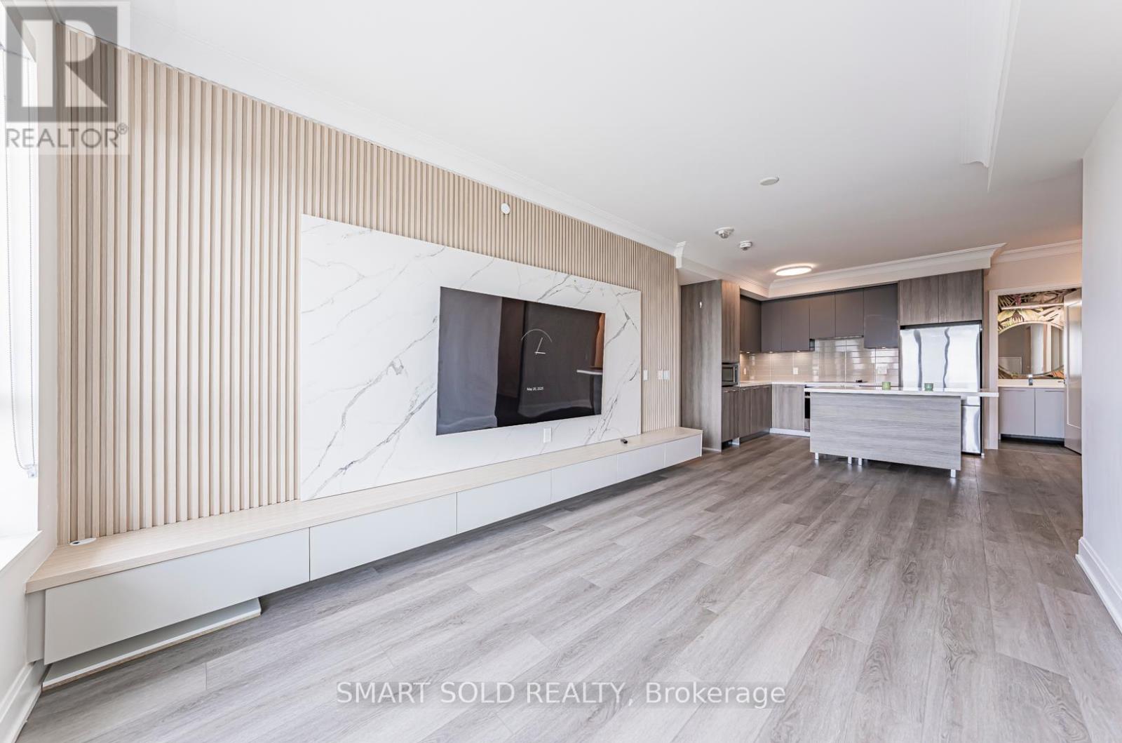 3007 - 8 Water Walk Drive, Markham, Ontario  L3R 6L4 - Photo 14 - N12165787