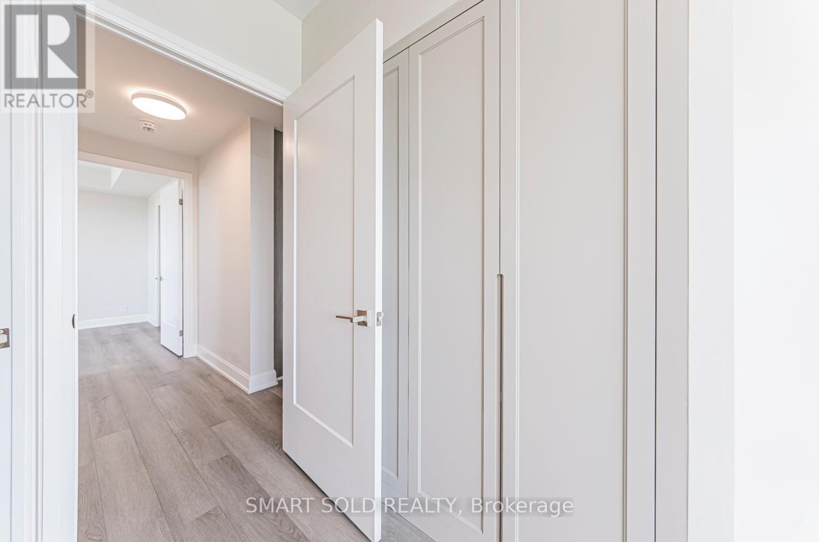 3007 - 8 Water Walk Drive, Markham, Ontario  L3R 6L4 - Photo 23 - N12165787