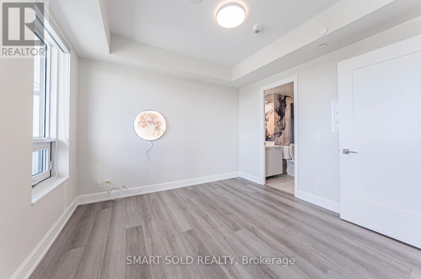3007 - 8 Water Walk Drive, Markham, Ontario  L3R 6L4 - Photo 27 - N12165787