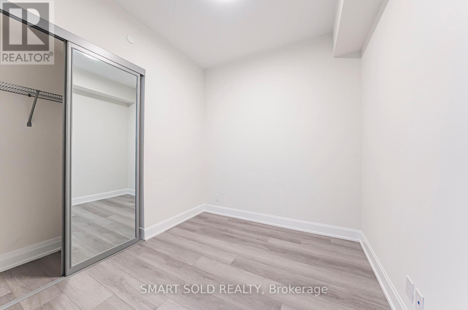 3007 - 8 Water Walk Drive, Markham, Ontario  L3R 6L4 - Photo 31 - N12165787