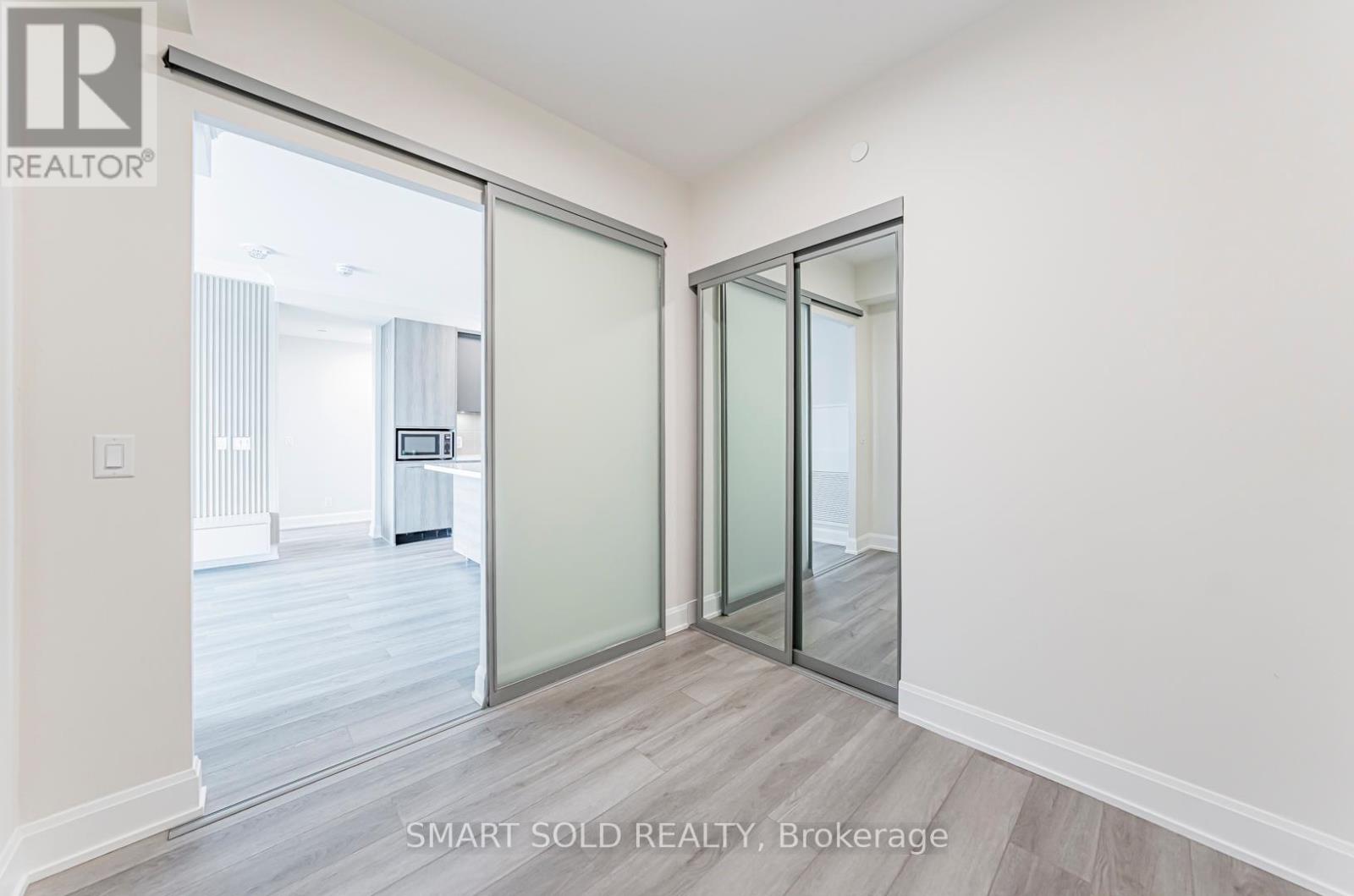 3007 - 8 Water Walk Drive, Markham, Ontario  L3R 6L4 - Photo 32 - N12165787