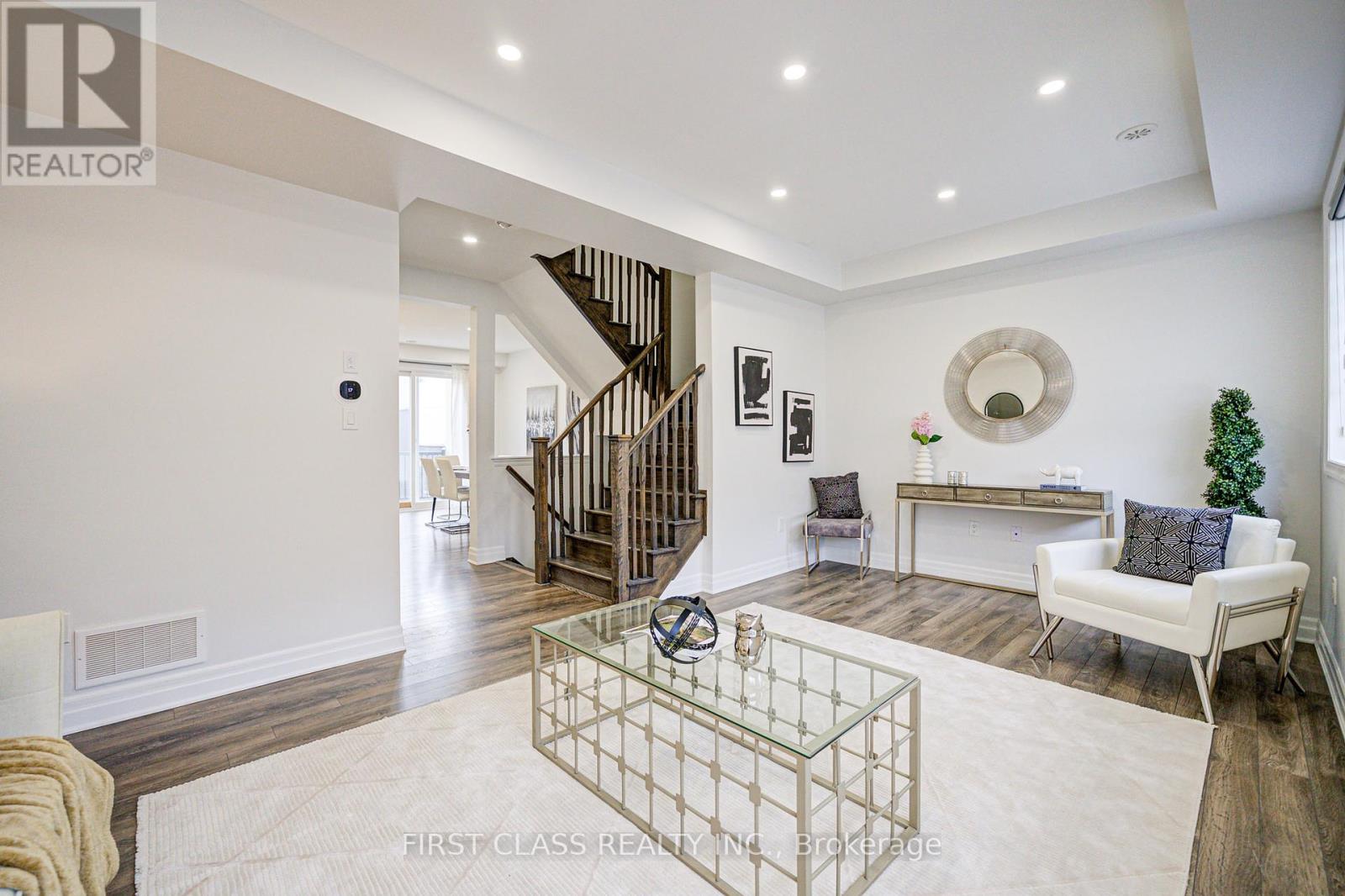 15 Thomas Swanson Street, Markham (Cornell), Ontario  L6B 1M8 - Photo 4 - N12165853