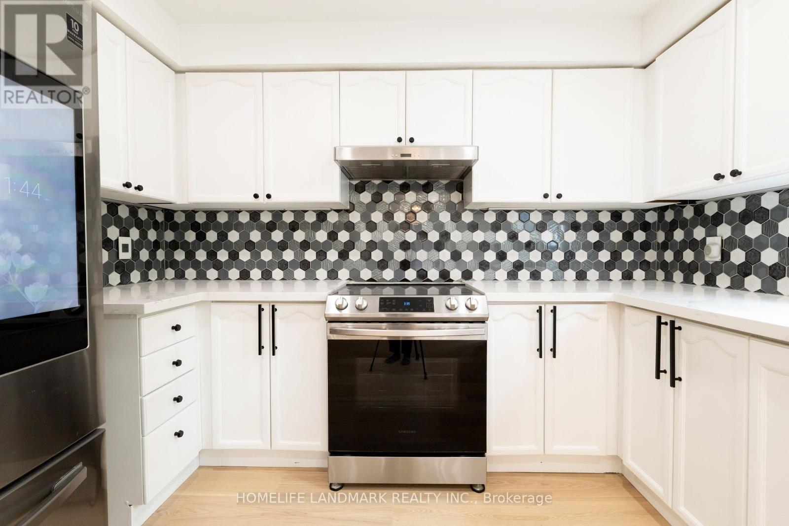9755 Keele Street, Vaughan, Ontario  L6A 3Y5 - Photo 14 - N12165991