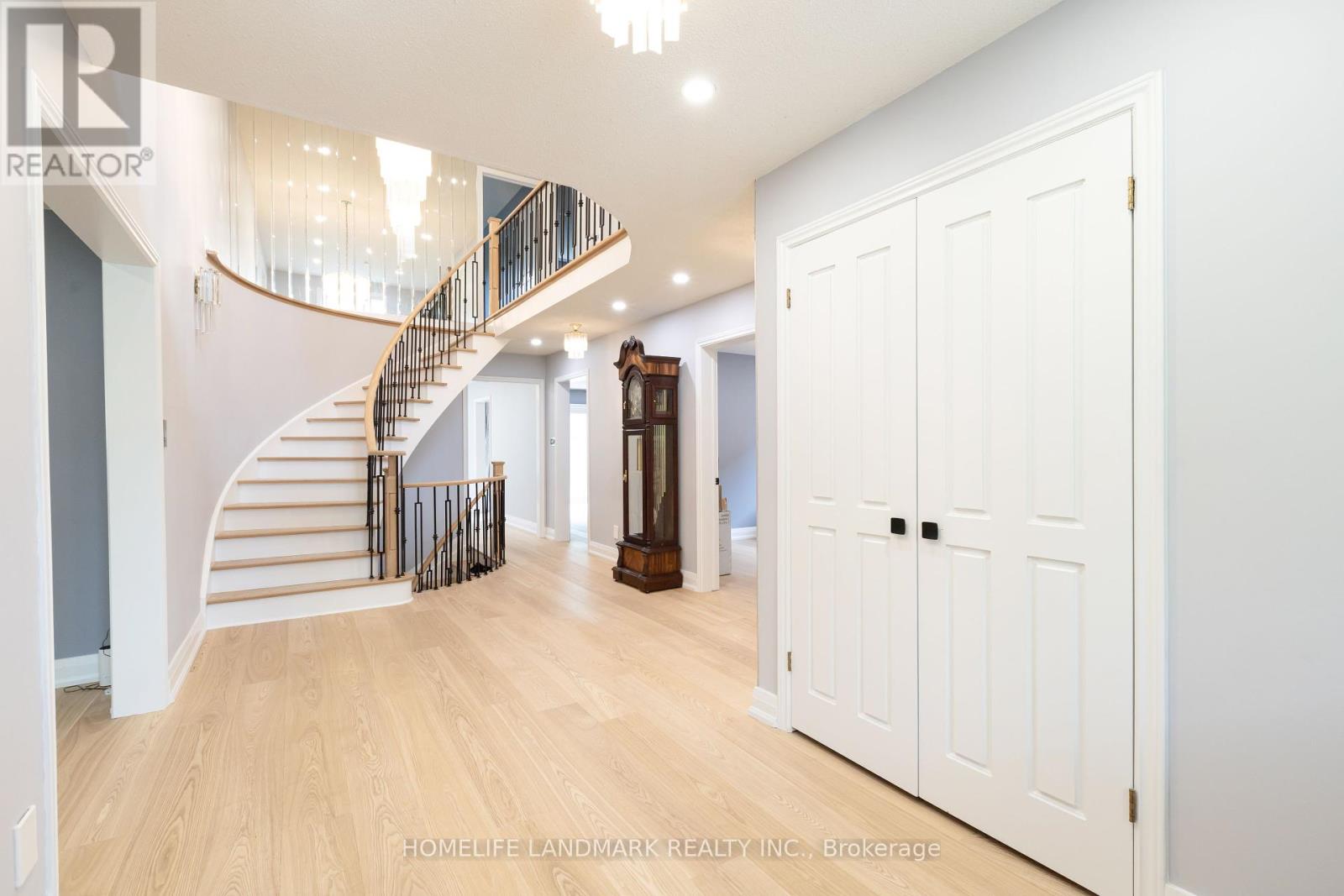 9755 Keele Street, Vaughan, Ontario  L6A 3Y5 - Photo 3 - N12165991