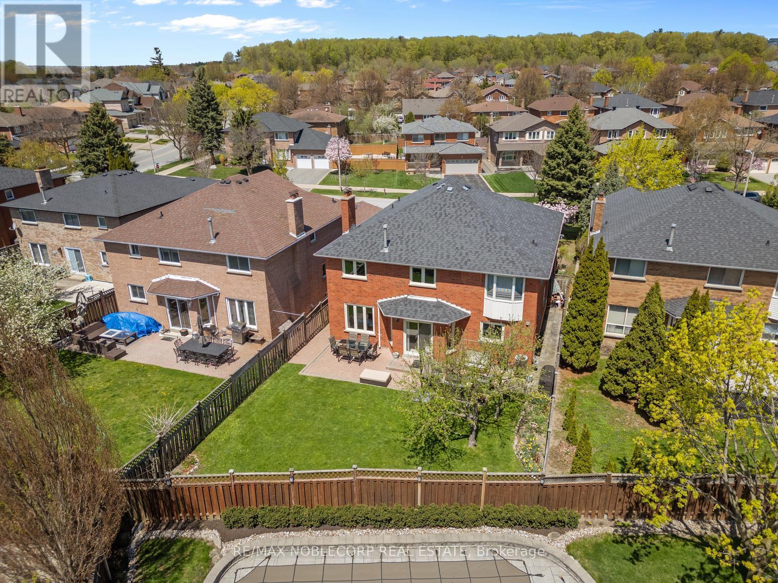 19 Castlehill Road, Vaughan, Ontario  L6A 1N8 - Photo 50 - N12166019