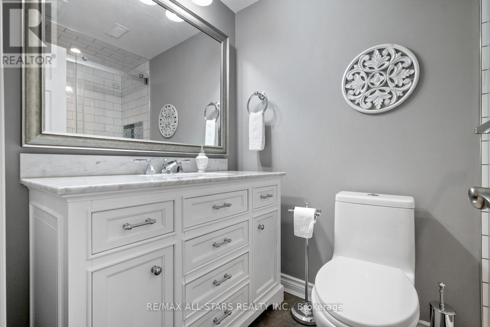 15 Skyridge Court, Whitchurch-Stouffville, Ontario  L4A 2C4 - Photo 30 - N12166032
