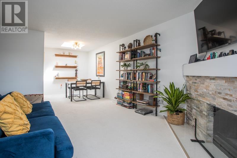 330 7451 Minoru Boulevard, Richmond, British Columbia  V6Y 1Z3 - Photo 4 - R3004553