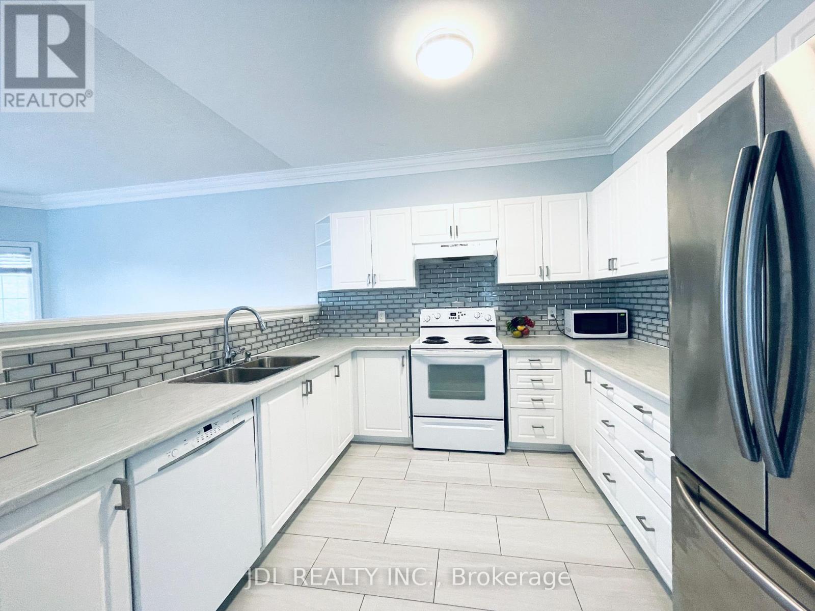 Unit 1 - 8 Tascona Court, Barrie, Ontario  L4M 0C5 - Photo 9 - S12165883
