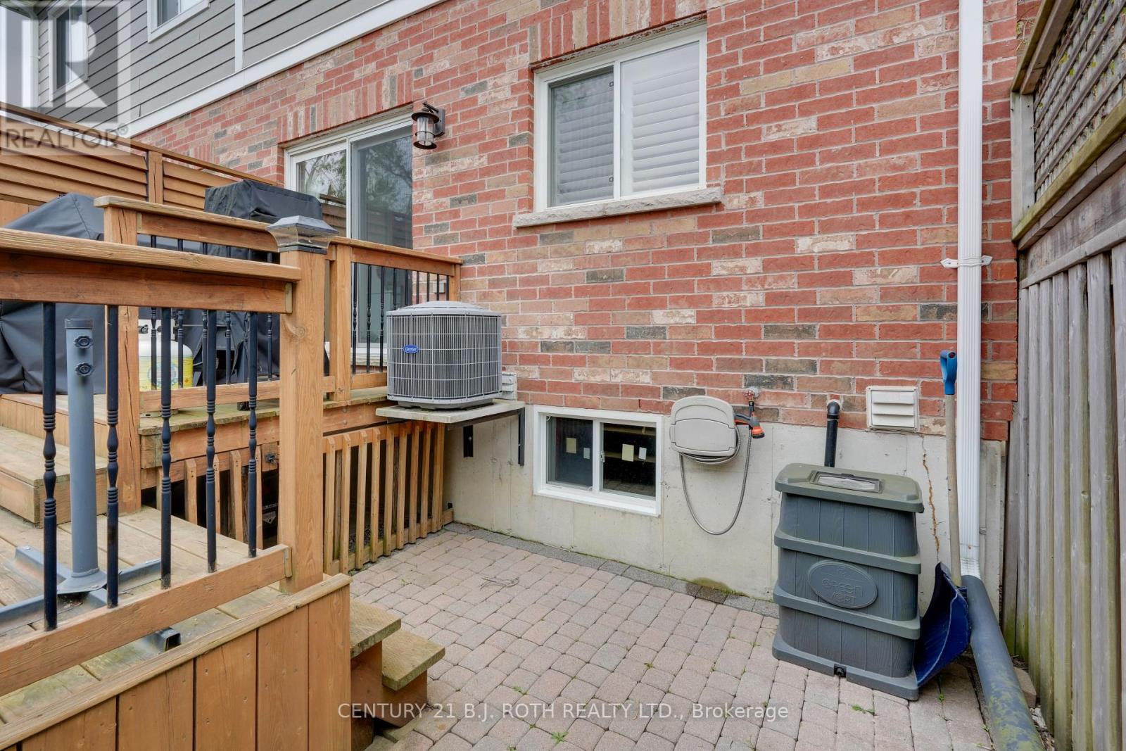 4 Claudio Crescent, Barrie, Ontario  L4N 6L5 - Photo 34 - S12165961