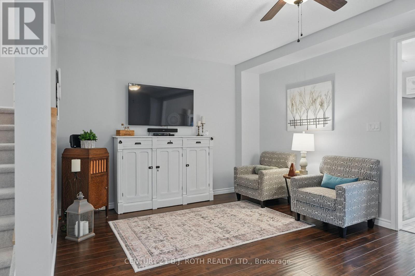 4 Claudio Crescent, Barrie (Holly), Ontario  L4N 6L5 - Photo 7 - S12165961