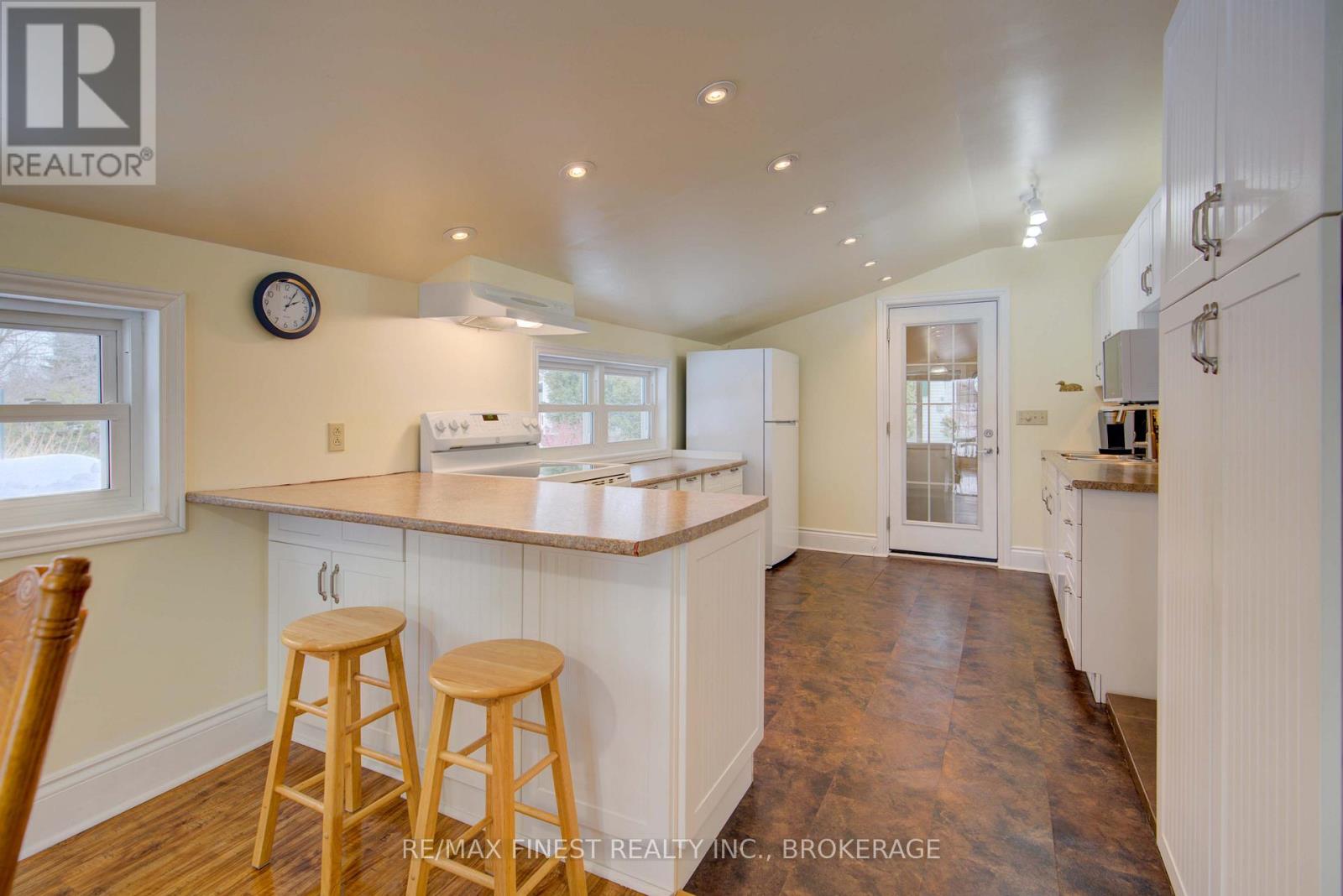 14064 Road 38, Frontenac, Ontario  K0H 2P0 - Photo 14 - X12166165