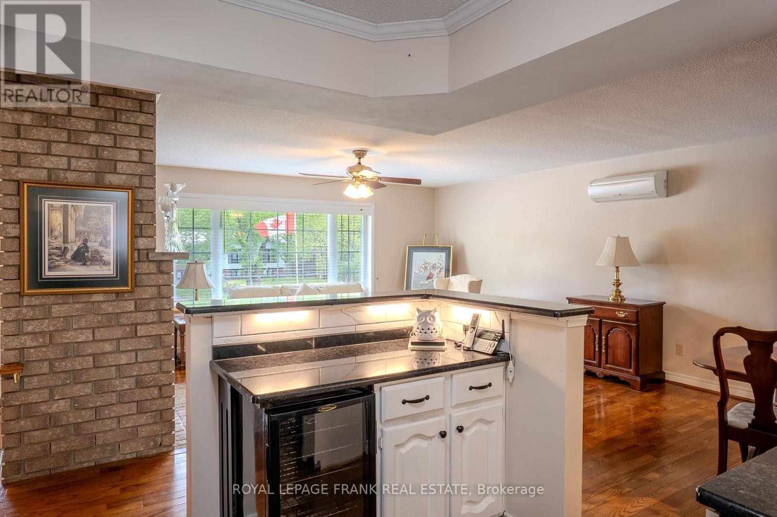 97 Pirates Glen Drive, Trent Lakes, Ontario K0M 1A0 - Photo 9 - X12166135