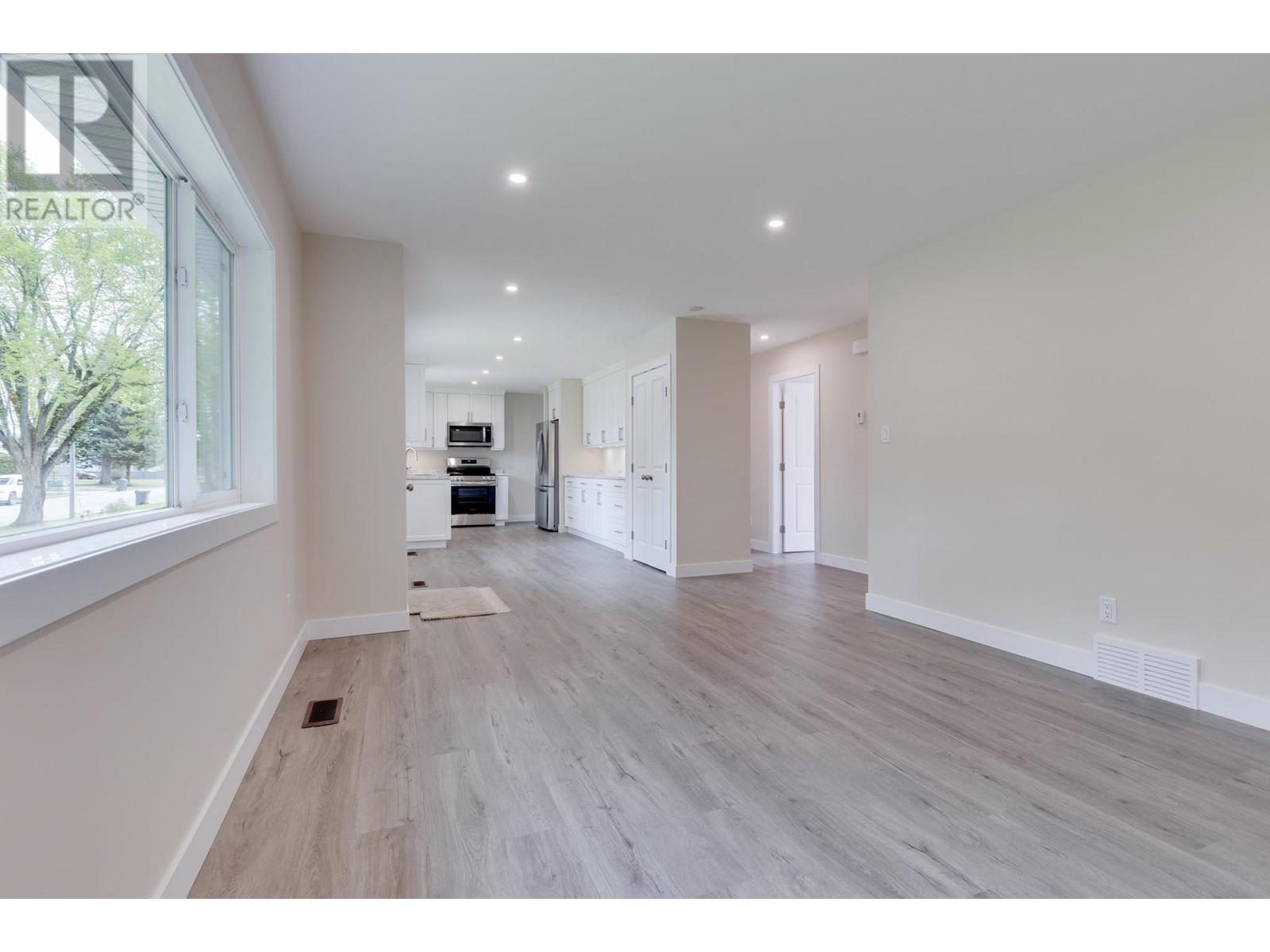 151 Fern Crescent, Prince George, British Columbia  V2N 1J3 - Photo 7 - R3005892