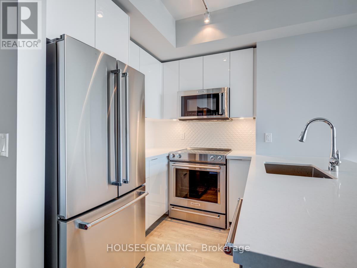 3209 - 20 Shorebreeze Drive, Toronto, Ontario  M8V 1A1 - Photo 6 - W12165679