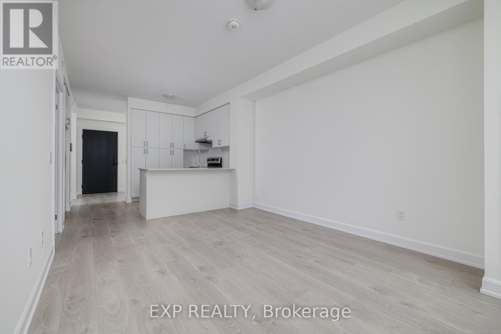 426 - 3220 William Coltson Avenue, Oakville, Ontario  L6H 7W6 - Photo 4 - W12165702