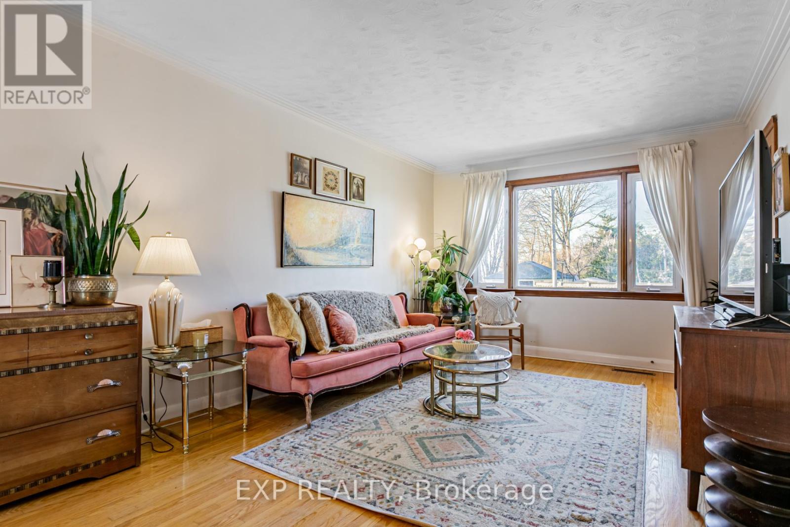1603 Blanefield Road, Mississauga, Ontario  L5G 4H3 - Photo 5 - W12165764