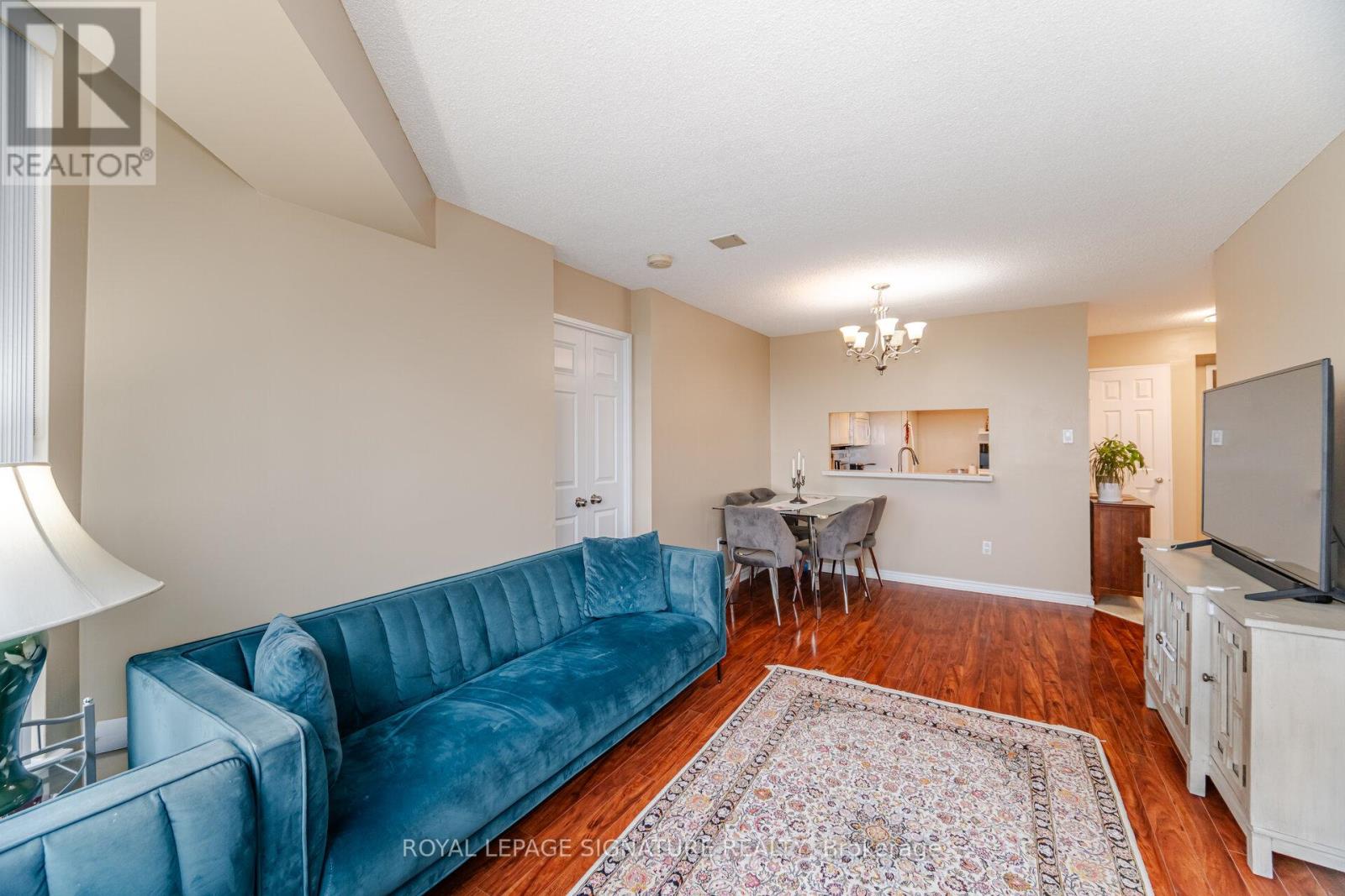 808 - 50 Kingsbridge Garden Circle, Mississauga, Ontario  L5R 1Y2 - Photo 15 - W12165802
