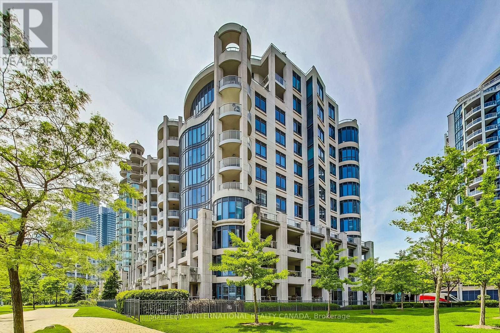 220 - 2095 Lake Shore Boulevard W, Toronto, Ontario  M8V 4G4 - Photo 1 - W12165813