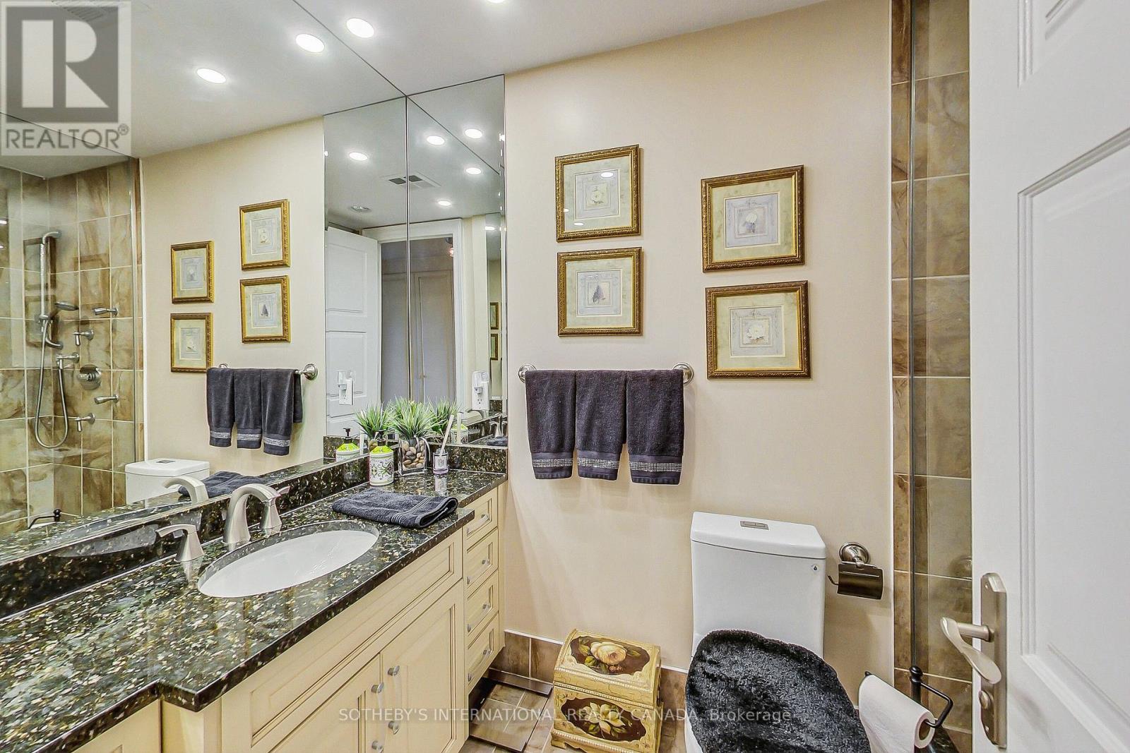 220 - 2095 Lake Shore Boulevard W, Toronto, Ontario  M8V 4G4 - Photo 22 - W12165813