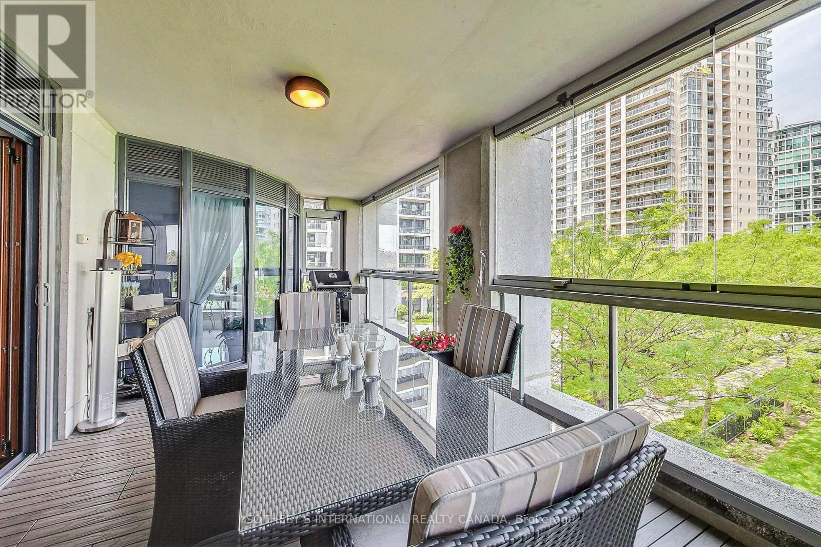 220 - 2095 Lake Shore Boulevard W, Toronto, Ontario  M8V 4G4 - Photo 27 - W12165813