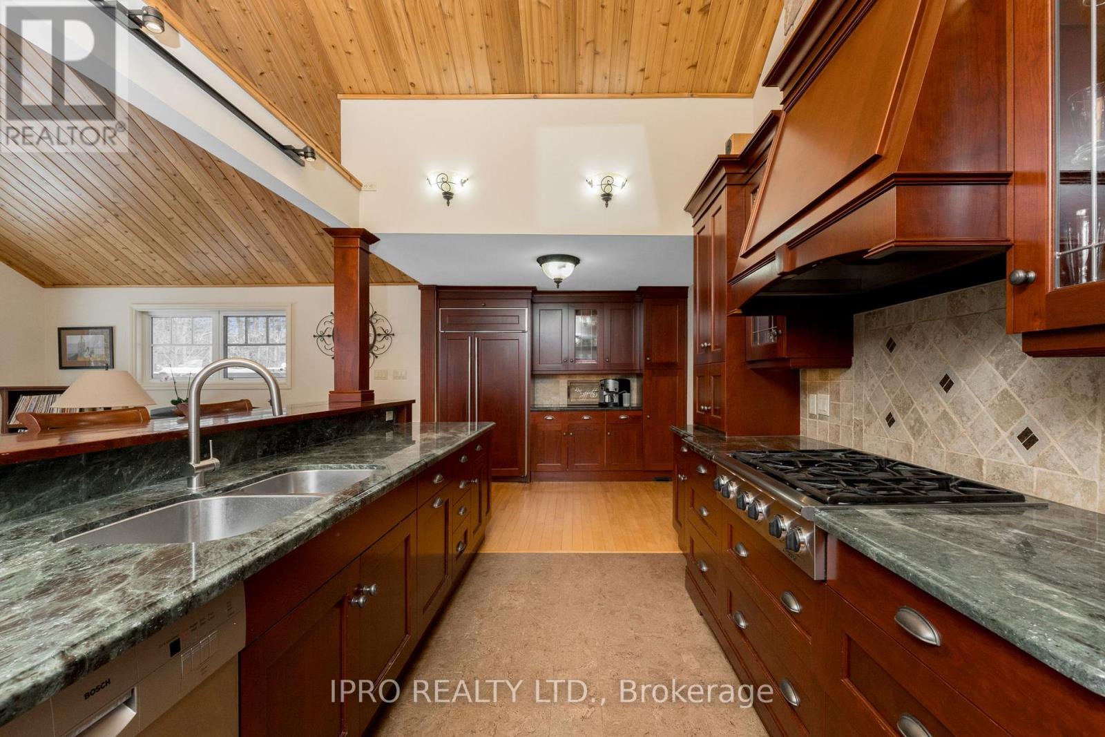 25 Orsi Road, Caledon, Ontario  L7C 1H6 - Photo 13 - W12165836