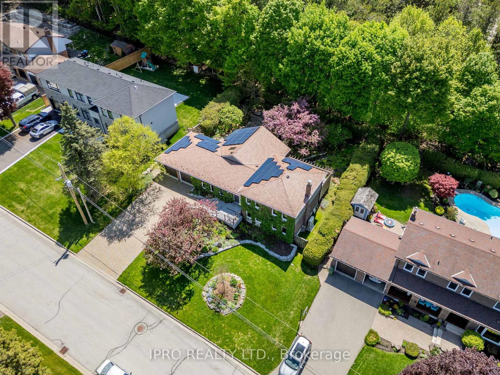 25 Orsi Road, Caledon, Ontario  L7C 1H6 - Photo 2 - W12165836
