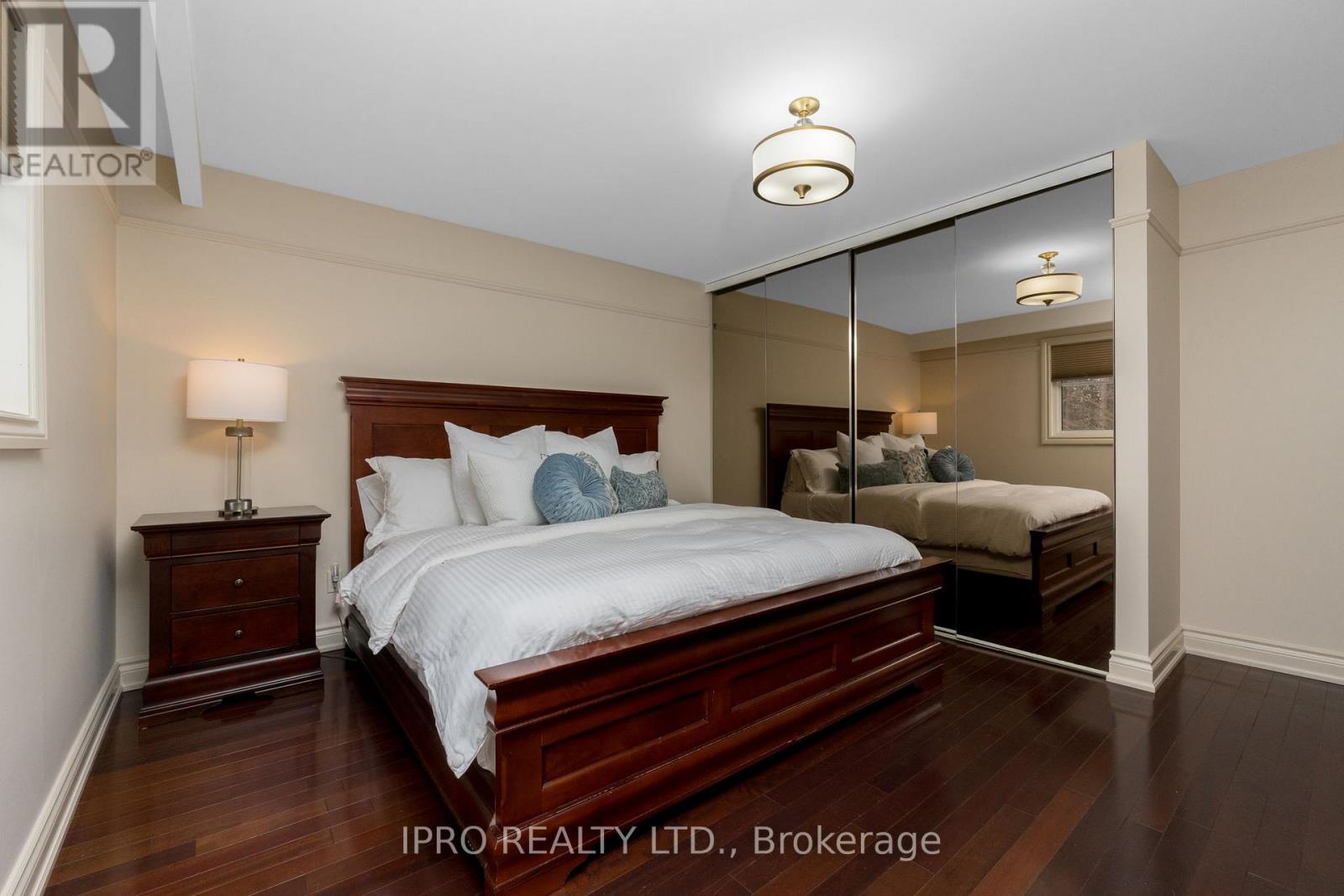 25 Orsi Road, Caledon, Ontario  L7C 1H6 - Photo 24 - W12165836