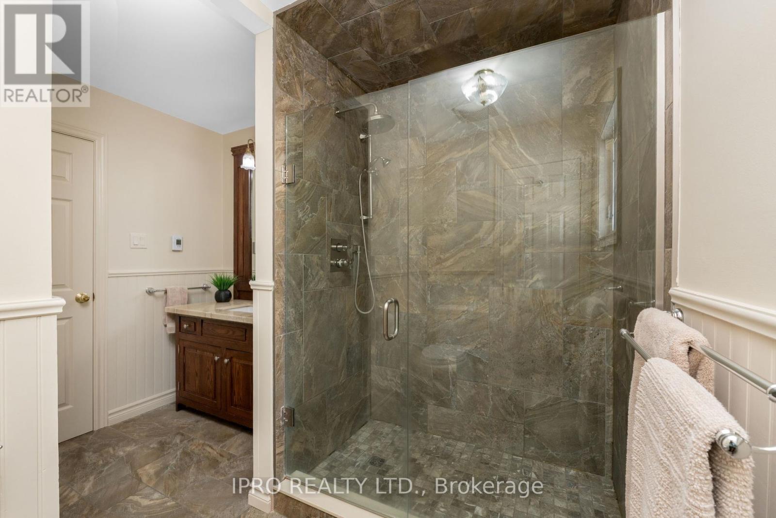 25 Orsi Road, Caledon, Ontario  L7C 1H6 - Photo 25 - W12165836
