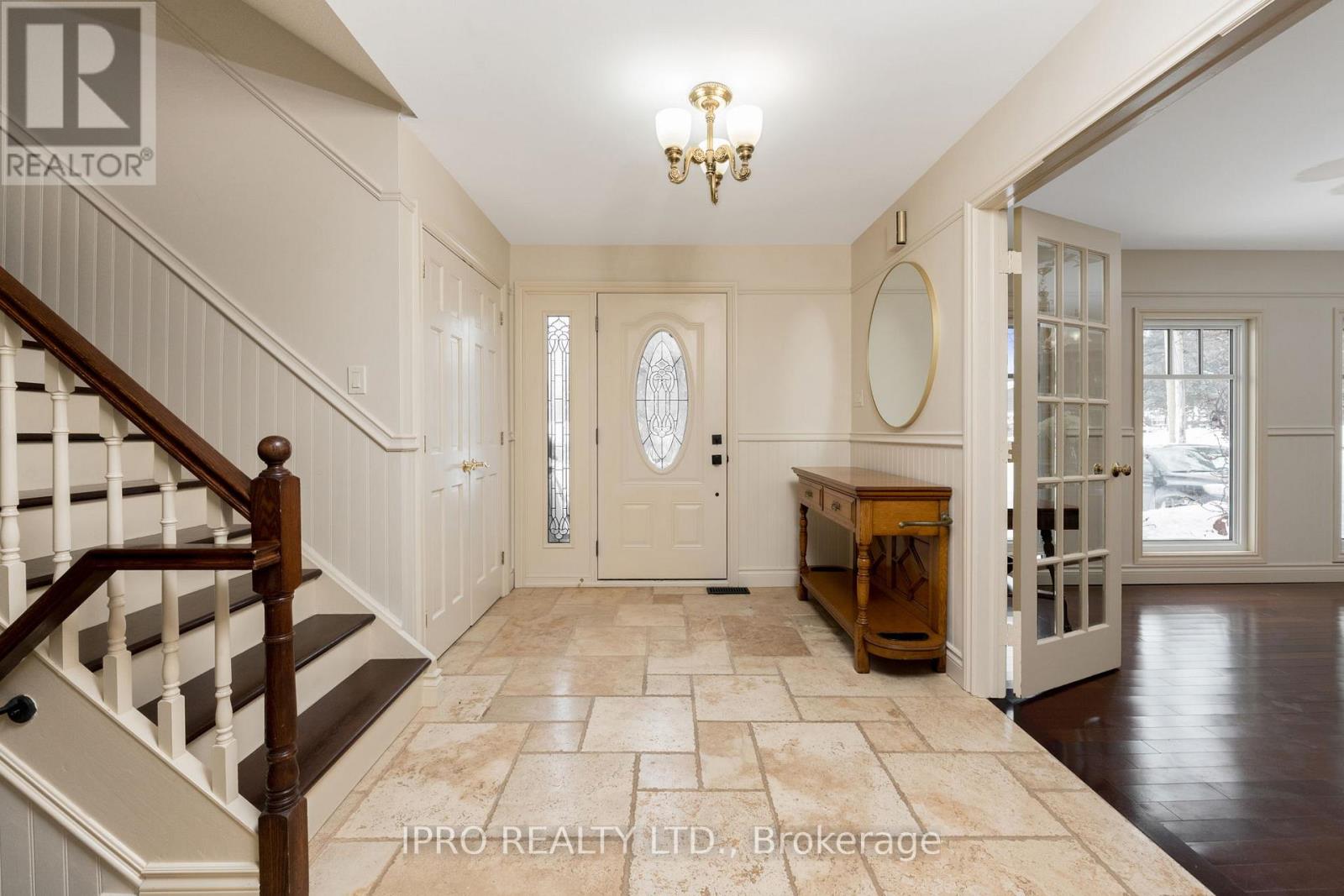 25 Orsi Road, Caledon, Ontario  L7C 1H6 - Photo 6 - W12165836