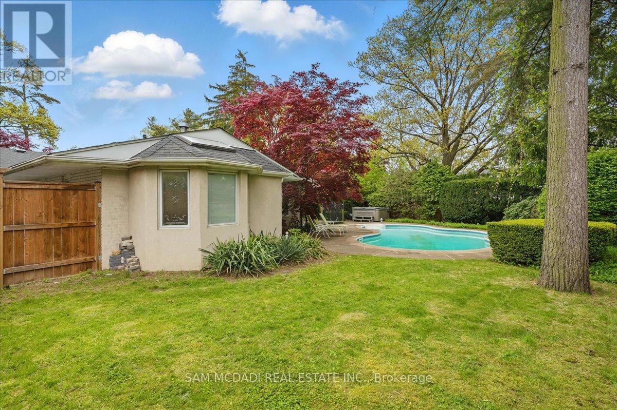 2076 Autumn Breeze Drive S, Mississauga (Cooksville), Ontario  L5B 1R4 - Photo 49 - W12165848