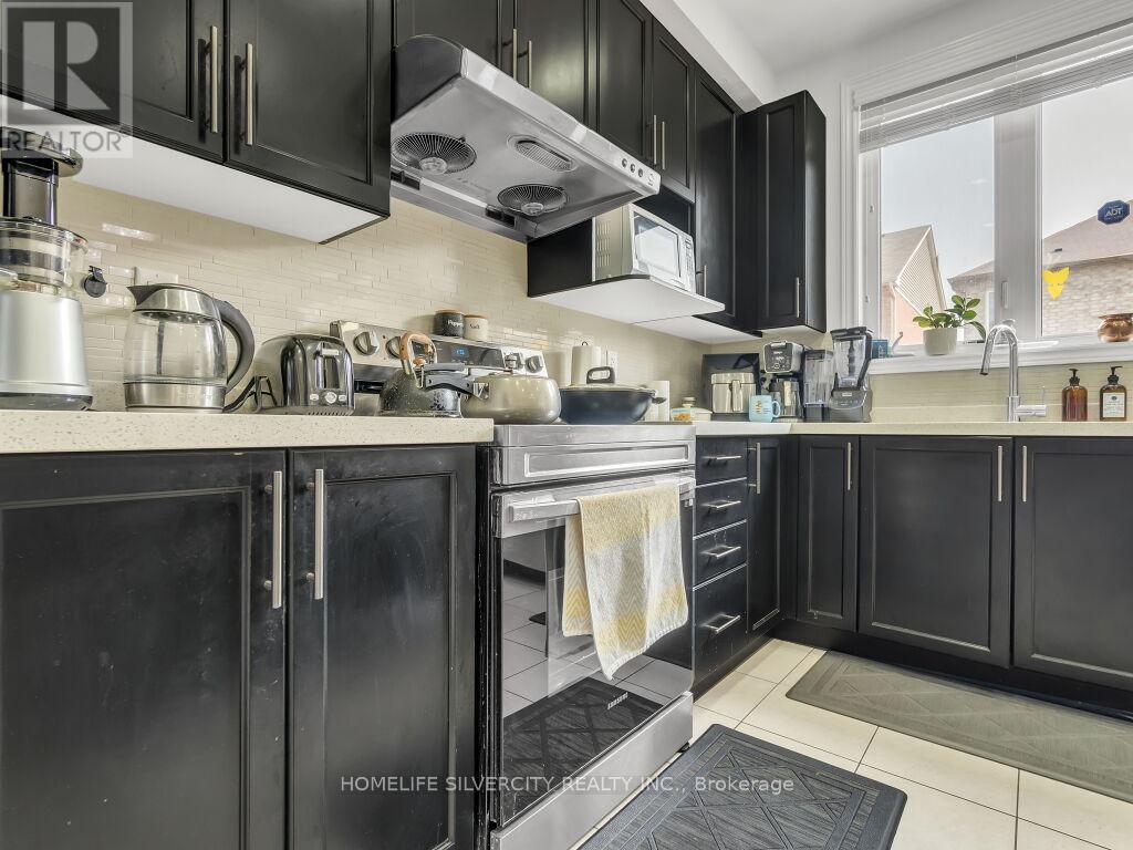 19 Kilkarrin Road, Brampton, Ontario  L7A 4C5 - Photo 16 - W12165857